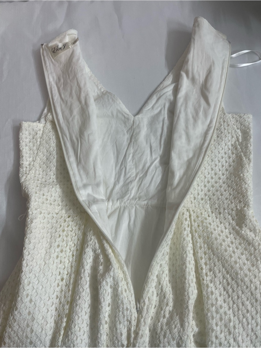 Eliza J Women’s Cream Eyelet V-Neck Midi Dress Size 12 - Picture 7 of 16